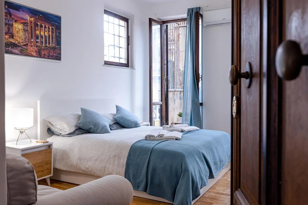 Tiberina Rooftop Trastevere Rome Apartment