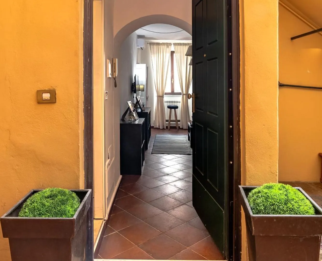 Tiberina Rooftop Trastevere Rome Apartment