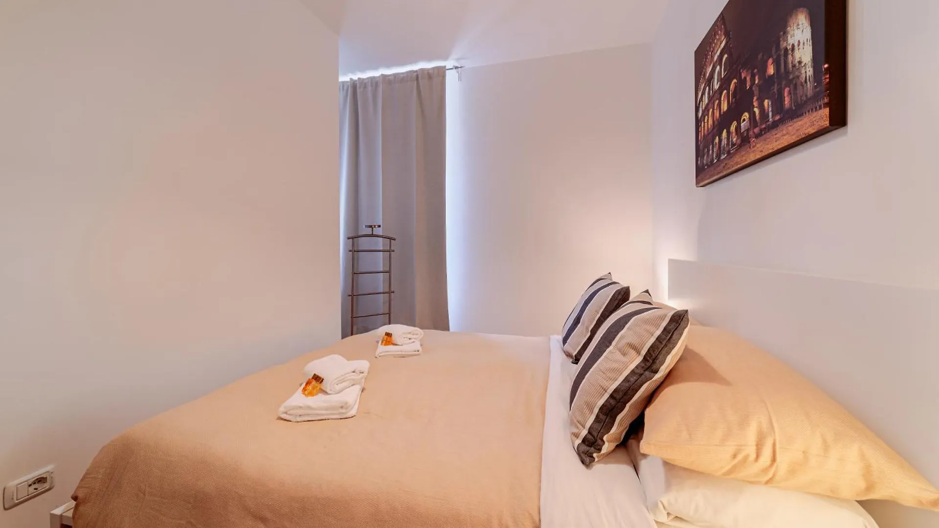 Apartment Tiberina Rooftop Trastevere Rome Italy